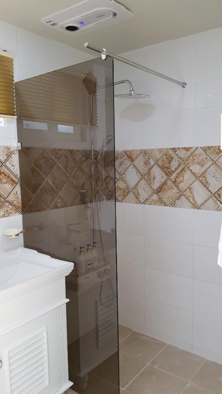 Hanihaus Sinchon-Ri Jeju Dış mekan fotoğraf