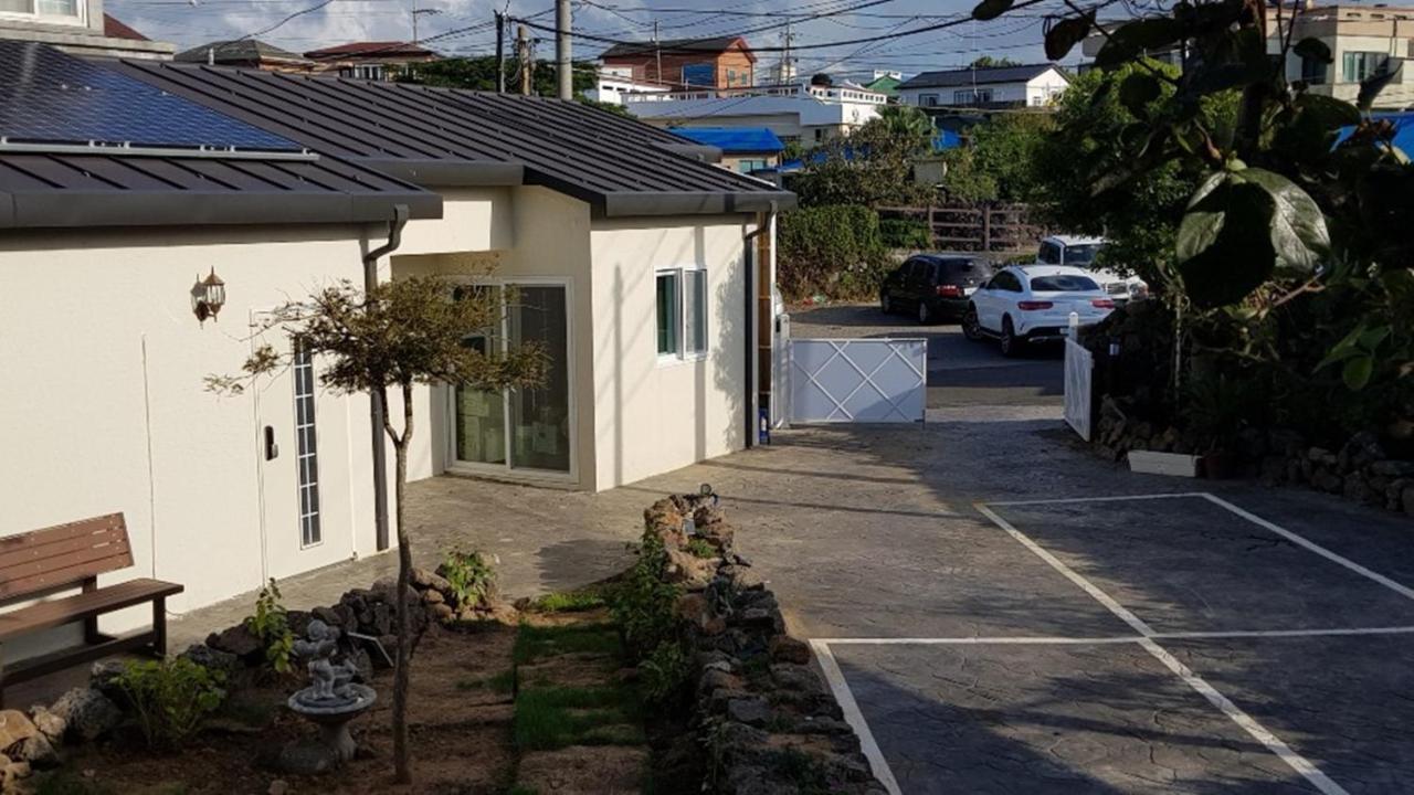 Hanihaus Sinchon-Ri Jeju Dış mekan fotoğraf